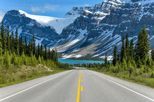  Top 10 Cycling Routes for Adventure Enthusiasts in Canada
